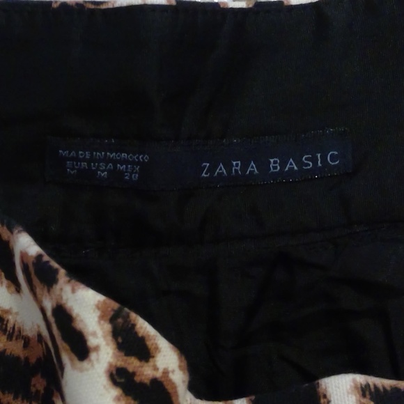 Zara Basic Leopard flare Skirt size M EUC - Picture 3 of 3